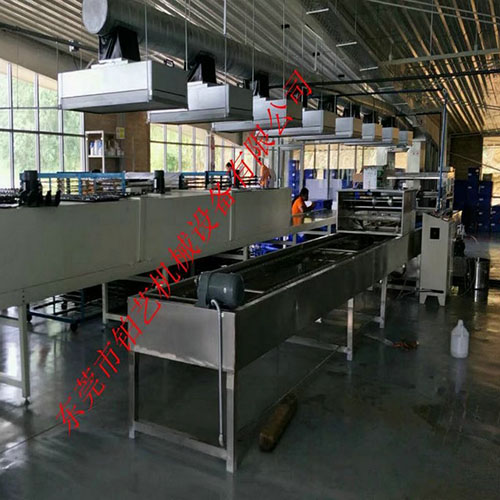 國(guó)外開(kāi)關(guān)面版整套水轉(zhuǎn)印設(shè)備