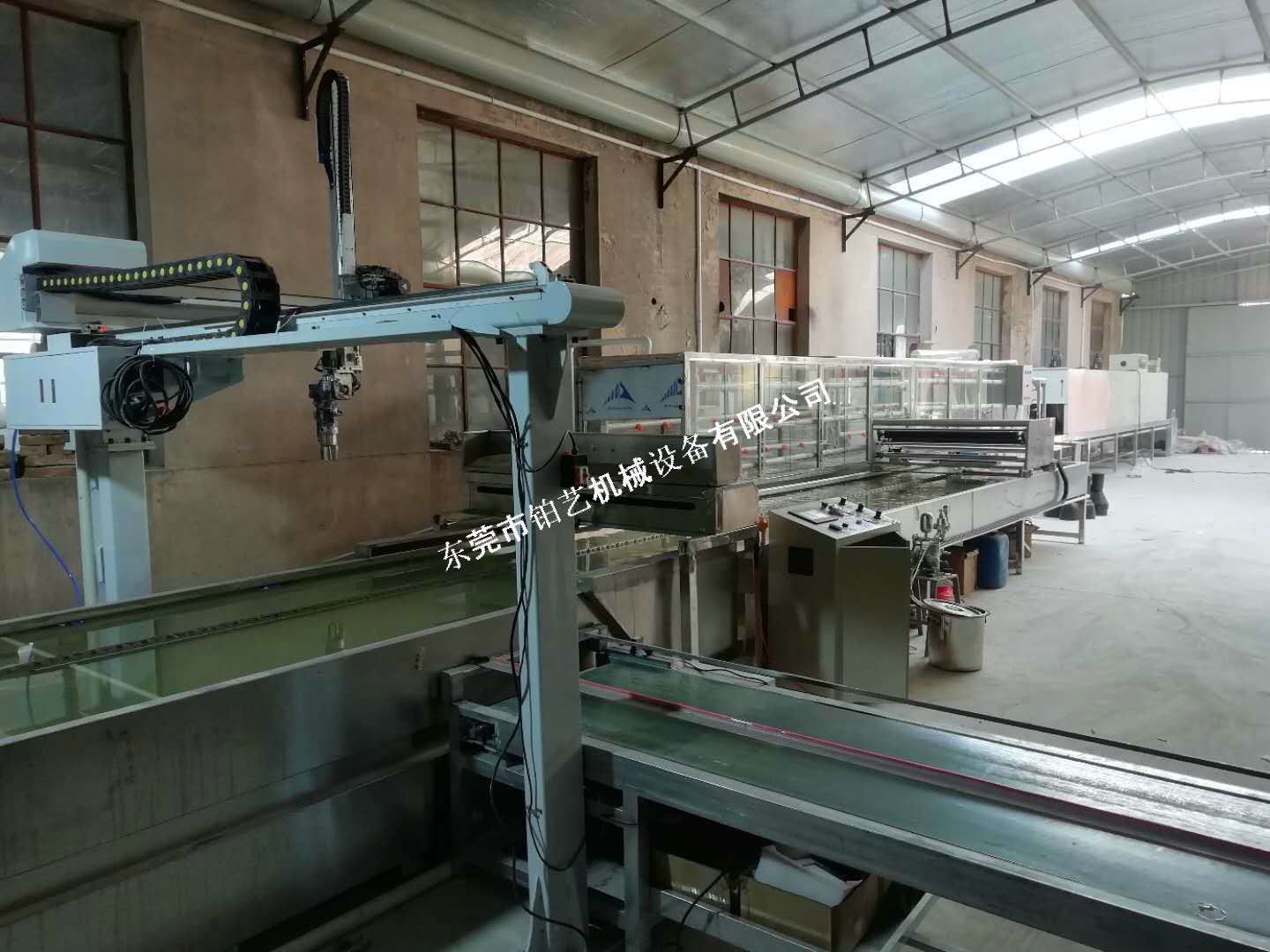 全自動(dòng)水轉(zhuǎn)印設(shè)備 (3)