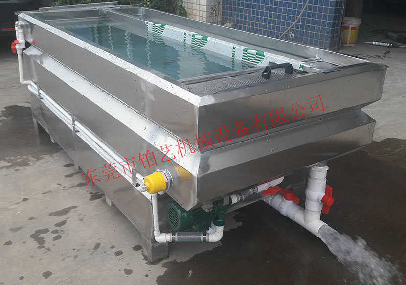 水轉(zhuǎn)印產(chǎn)品內(nèi)長(zhǎng)1.6米 寬0.8米高0.7米